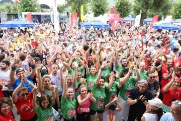 Bursa'da 10. Eker I Run katılımcıları iyilik peşinde koşacak