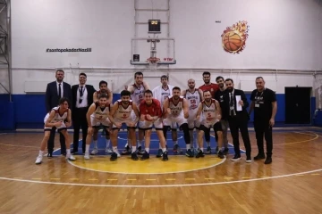 Nazilli Belediyespor Basketbol Takımı grubunu lider tamamladı.
