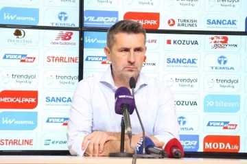 Nenad Bjelica: ”Trabzonspor’da çok büyük işler yapabilmek adına sonuna kadar mücadele vereceğim”
