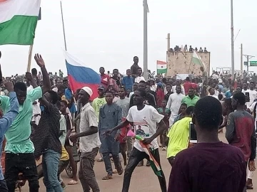 Nijer’de cunta destekçileri protestolarını sürdürüyor
