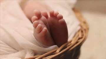 Nüfusu azalan Yunanistan'da yeni doğan bebek sayısı 2022'de geriledi