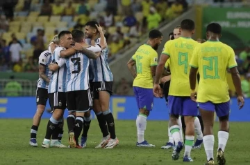 Olaylı maçta Arjantin, Brezilya’yı deplasmanda yendi
