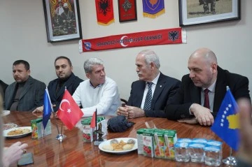 Orhangazi Belediye Başkanı Aydın, Kosovalılar Derneği'ni Ziyaret Etti