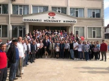 Osmaneli’nin yeni Belediye Başkanı Bekir Torun mazbatasını aldı
