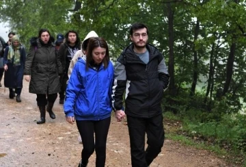 Osmangazi Belediyesi, 19 Mayıs'ı doğa yürüyüşü ile kutladı