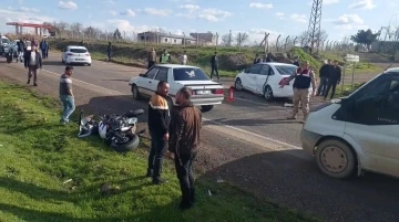 Otomobil altında kalan motosiklet sürücüsü hayatını kaybetti
