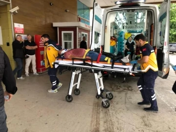Bursa’da otomobil ile tır çarpıştı: 3 yaralı