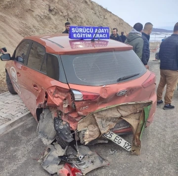 Özalp’ta trafik kazası: 1 ölü 3 yaralı

