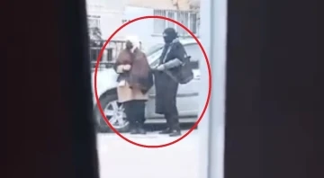 Bursa’da yankesicilik yapan kadın, kıyafet değiştirirken yakalandı