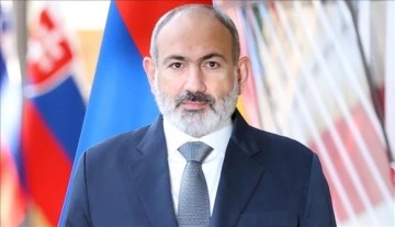Paşinyan'dan "Ermenistan KGAÖ'den çıkmıyor, KGAÖ Ermenistan'dan çıkıyor" aç