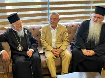 Patrik Bartholomeos Sümela Manastırı’ndaki ayin için Trabzon’a geldi

