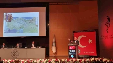 Prof. Dr. Fikri Kulakoğlu: “Anadolu ile ilgili en eski bilgiler Kültepe’den geliyor”
