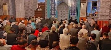 Ramazan ayının son teravih namazı kılındı
