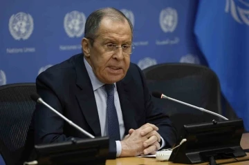 Rusya Dışişleri Bakanı Lavrov: &quot;Batı, dünyada hakimiyetini sürdürmek için yeni savaş hazırlıkları yapıyor&quot;
