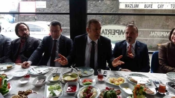 Sağlık turizmiyle ilgili yurtdışından Trabzon’a gelecek hastaların ulaşım sorunlarını konuştular
