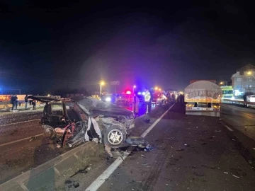 Sakarya’da 2 gencin öldüğü kazayla ilgili kamyon sürücüsü tutuklandı
