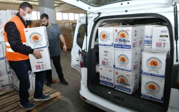 Samsun’da 1706 aileye yakacak, 17 bin 774 aileye gıda yardımı

