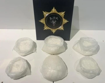 Samsun’da 4 kilo 200 gram metamfetamin ile yakalanan 3 kişi tutuklandı
