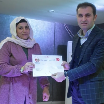 Sason’da 250 kişiye arıcılık sertifikası verildi

