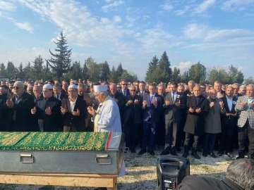  CHP Osmaniye İl Başkanı Mehmet Orhun Döğüşcü Şehit cenazesinde kalp krizi geçirdi, yaşamını yitirdi