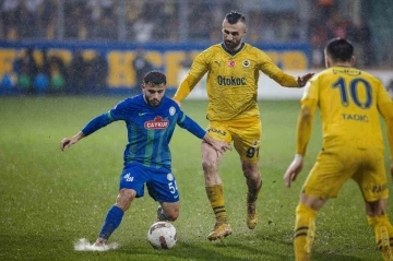 Serdar Dursun, Fenerbahçe’ye golle döndü
