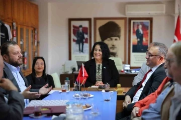 Serkan Yazıcı Marmaris Atatürkçü düşünce derneğini ziyaret etti
