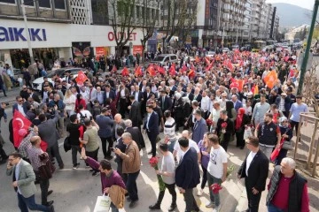 Bursa'da sevgi yürüyüşü
