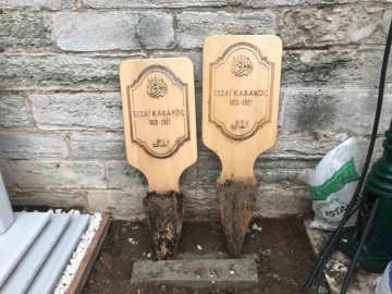 Sezai Karakoç’un kabrine mezar taşı yerleştirildi
