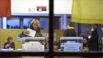 Sırbistan'da 6,5 milyondan fazla kayıtlı seçmen yarın sandık başına gidiyor