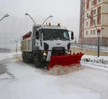Şırnak Belediyesinden vatandaşlara kar uyarısı

