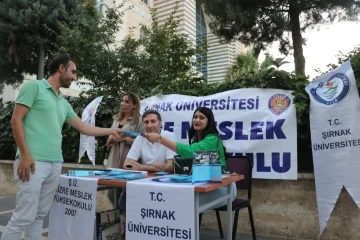 Şırnak Üniversitesi Cizre’de öğrenciler için tanıtım standı kurdu
