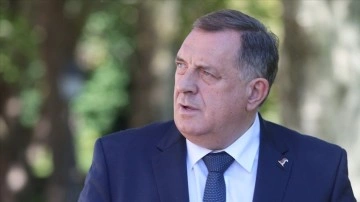Sırp lider Dodik, Putin'e 'RS Nişanı' vermeyi savundu 