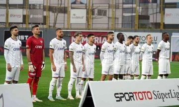 Spor Toto Süper Lig: İstanbulspor: 1 - Kasımpaşa: 1 (İlk yarı)
