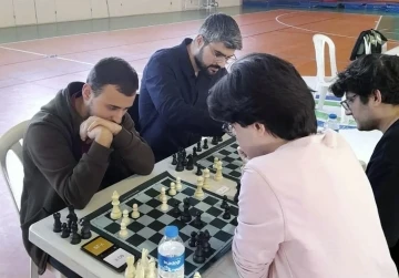SUBÜ öğrencileri satranç turnuvasında buluştu
