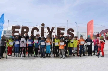 Suça sürüklenen çocuklara kayak eğitimi verildi
