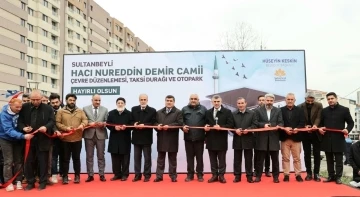 Sultanbeyli’de Hacı Nureddin Demir Camii ibadete açıldı
