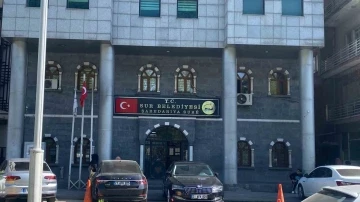 Sur Belediyesinde Atatürk ve Cumhurbaşkanı Erdoğan’ın fotoğraflarına yönelik hakarete ilişkin soruşturma
