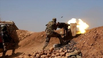 Suriye'de baskı altındaki Arap aşiretleri ile PKK/YPG'lı teröristler 7 noktada çatıştı