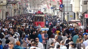 Taksim’de bayram yoğunluğu
