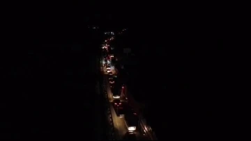 Tanker kazası nedeniyle ulaşıma kapanan Çorum-Ankara karayolu trafiğe açıldı
