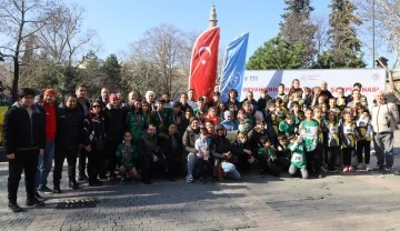 Bursa tarihi çarşıda oryantiring heyecanı