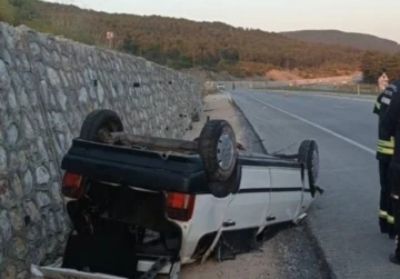Bursa-Kütahya yolunda trafik kazası, 3 yaralı