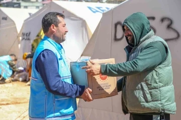 TDV, Ramazan’da Türkiye’de 10 milyondan fazla kişiye yardım ulaştırdı

