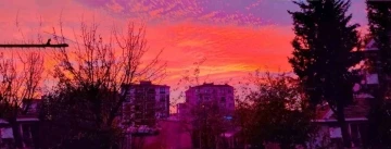 Tekirdağ’da kartpostallık manzara: Gökyüzü kızıla boyandı
