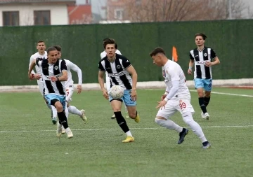 TFF 3. Lig: Bergama Belediyespor: 0 - 68 Aksaray Belediyespor: 2
