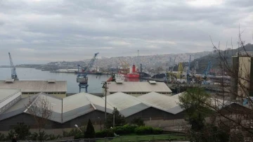 Trabzon-Soçi feribot seferlerinin 9 yıl aradan sonra yeniden başlayacak olması ihracatçıları sevindirdi
