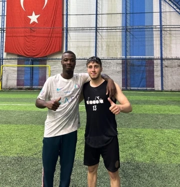 Trabzonspor’un yıldızı Pepe, halı sahada görüntülendi
