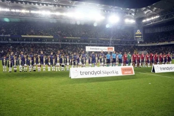 Trendyol Süper Lig: Fenerbahçe: 0 - Sivasspor: 0 (Maç devam ediyor)
