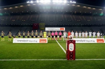 Trendyol Süper Lig: MKE Ankaragücü: 1 - Adana Demirspor: 1 (İlk yarı)

