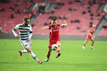 Trendyol Süper Lig: Samsunspor: 0 - Konyaspor: 1 (İlk yarı)
